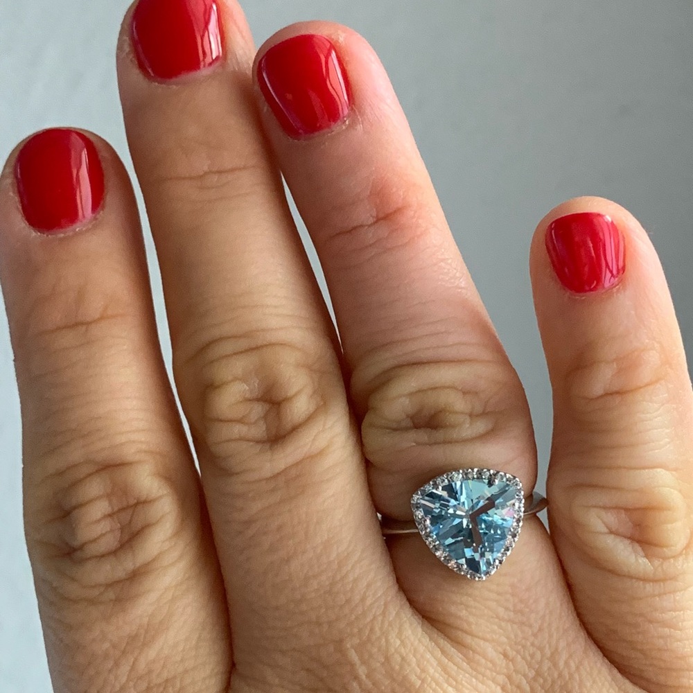 Pyramid Aquamarine Ring
